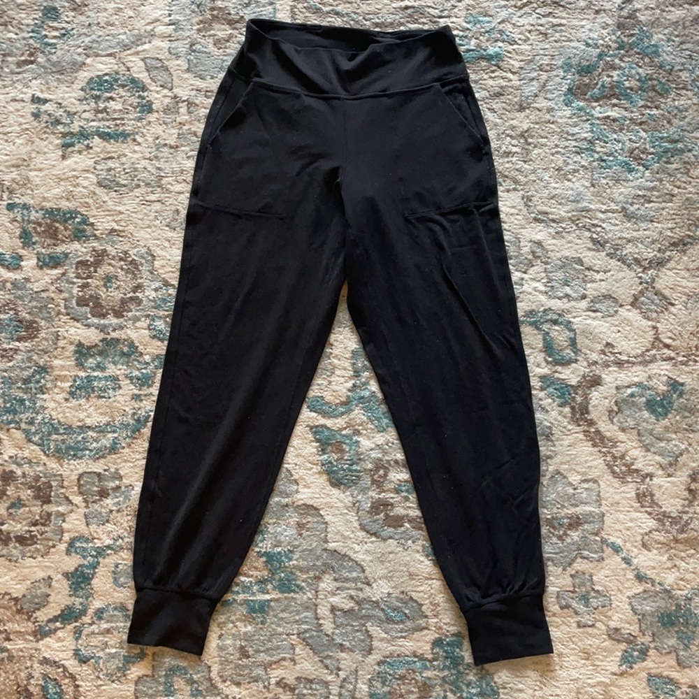 Lululemon high waisted joggers